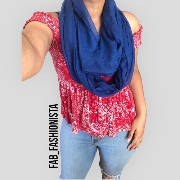 Blue infinity scarf - Picture 4 of 9